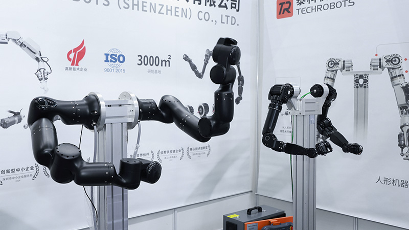 人形機器人手臂
