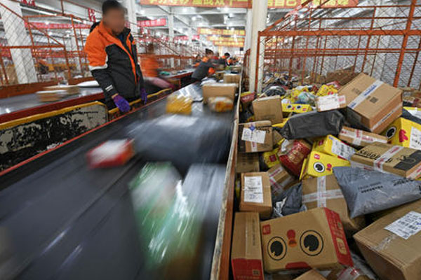 泰科伺服電機在工業(yè)機器人中的應用